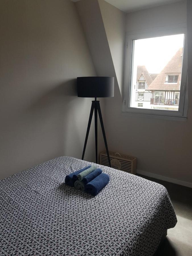Appartement Liza 2 Pieces Vue Mer A Cabourg Exterior photo